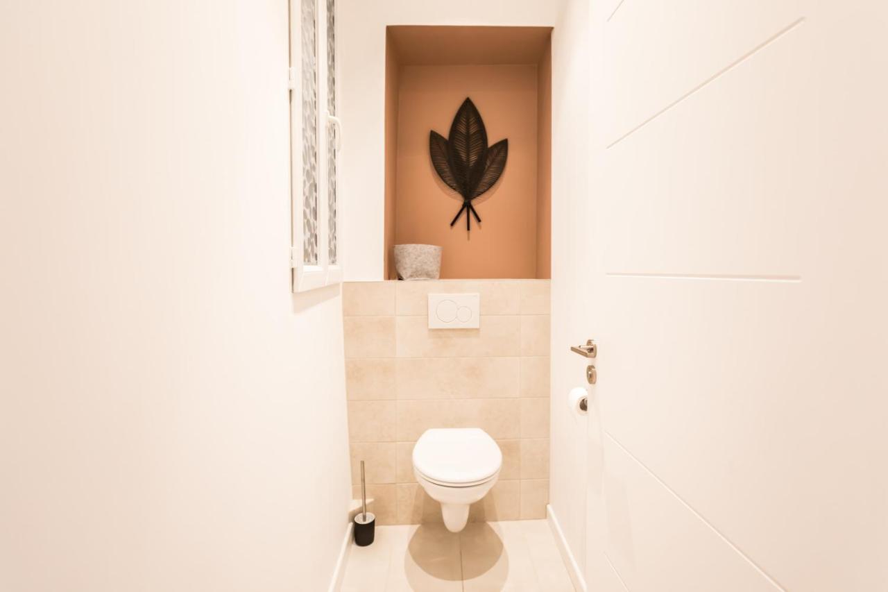2 Pieces Neuf Au Pied Des Musees - Wifi & Parking Gratuit グラース エクステリア 写真
